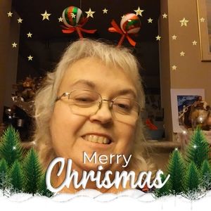 Meet your Posher, Debbie